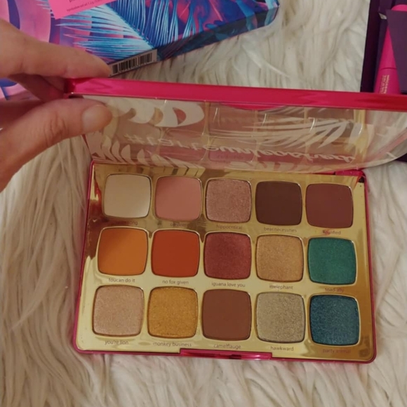 💖FIRM! NWT TARTE UNLEASHED EYESHADOW PALETTE WITH TRAVEL SIZE BIG EGO MASCARA - Picture 14 of 15